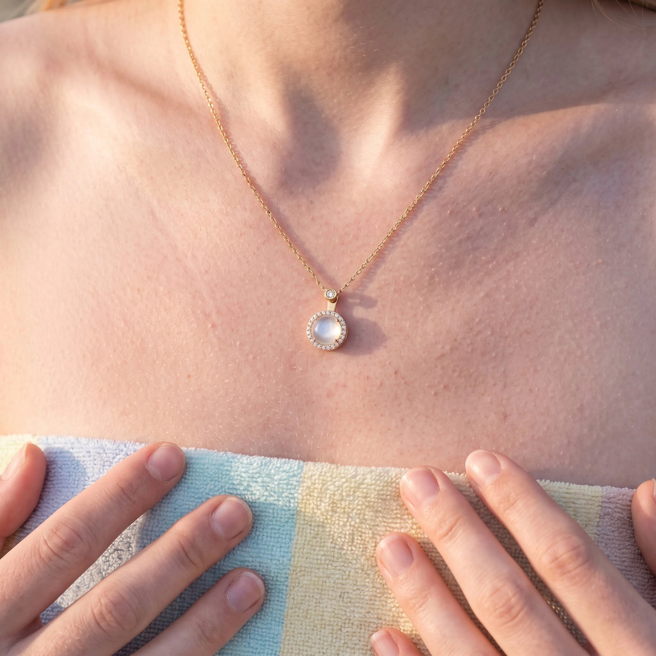Halo necklace — worn, real size, gold | SKU: lelunaire
