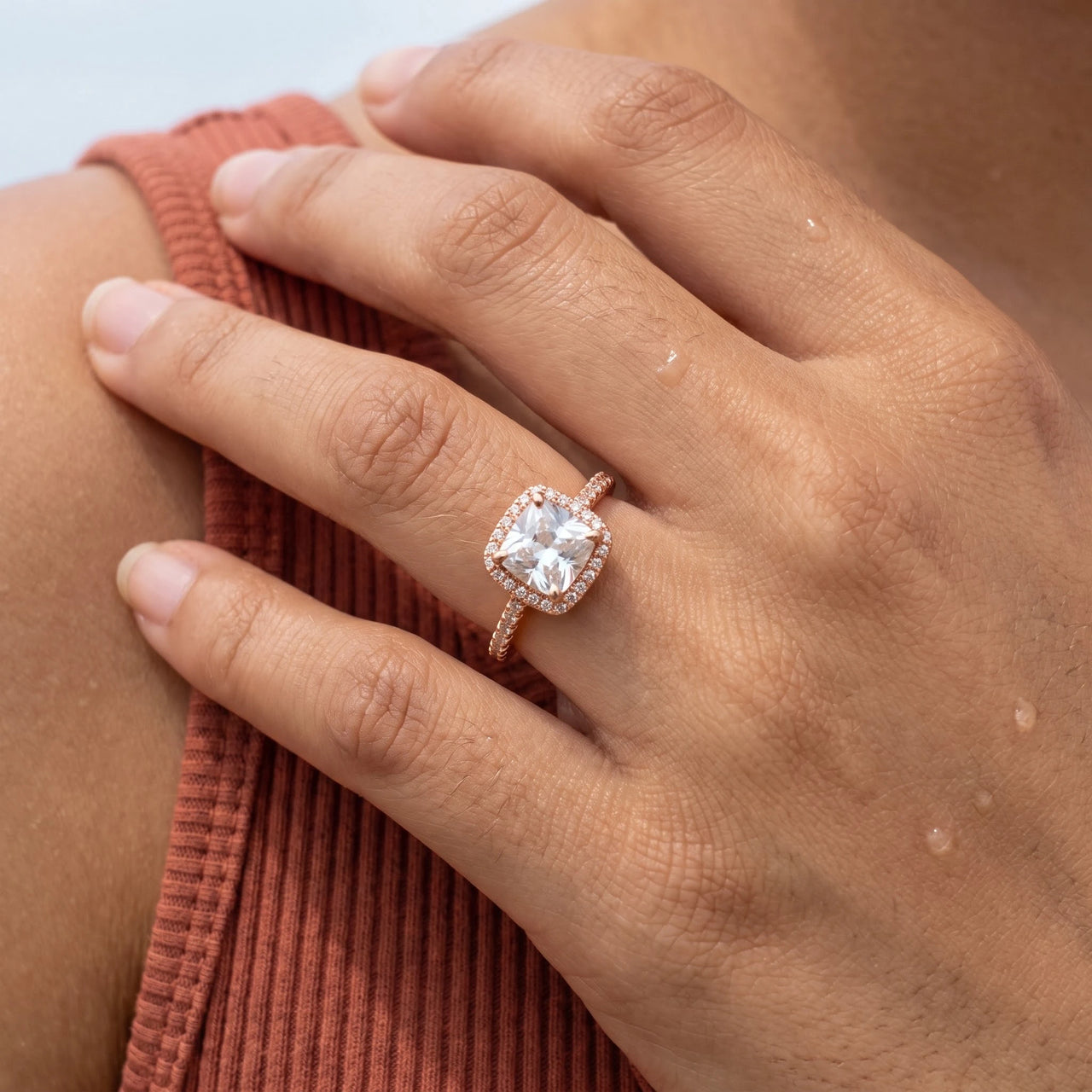 Rose gold engagement ring — close-up of the details, rose gold | SKU: 497131-4.5-rose-gold